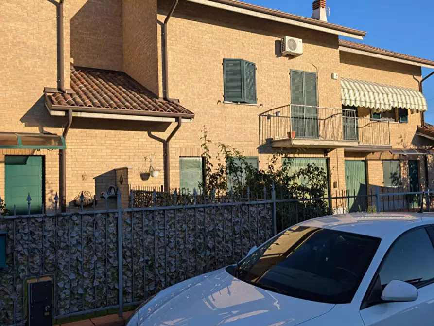 Immagine 3 di Appartamento in vendita  a Voghera