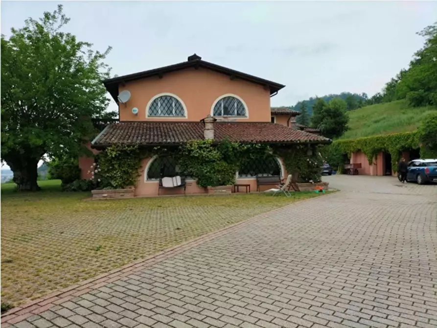 Immagine 3 di Villa in vendita  a Stazzano