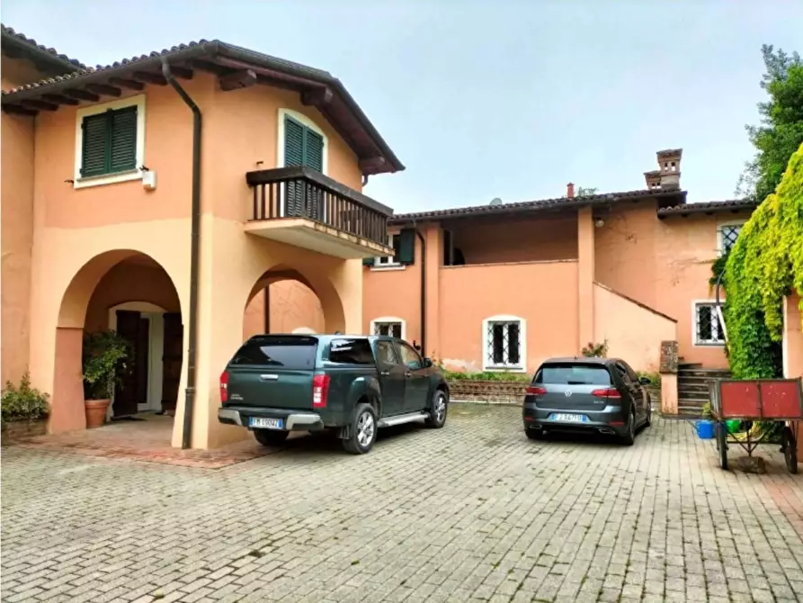 Immagine 1 di Villa in vendita  a Stazzano