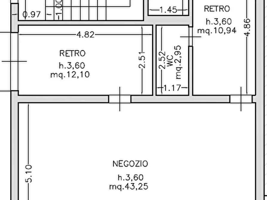Immagine 3 di Locale commerciale in vendita  a Pietrasanta