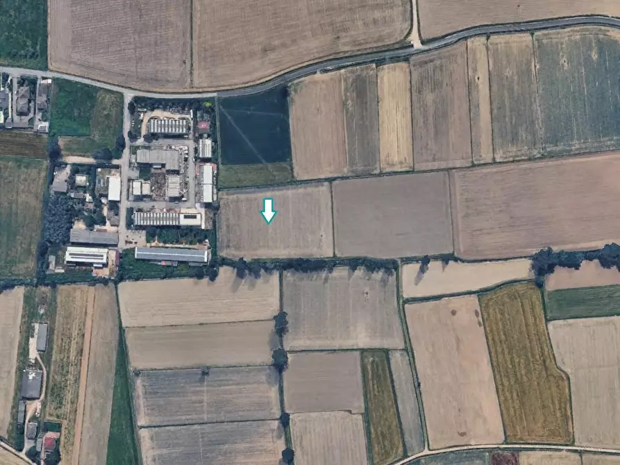 Immagine 1 di Terreno agricolo in vendita  a Villanterio