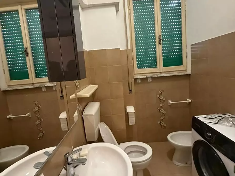 Immagine 4 di Appartamento in vendita  a Carrara