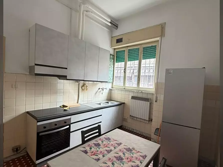 Immagine 2 di Appartamento in vendita  a Carrara