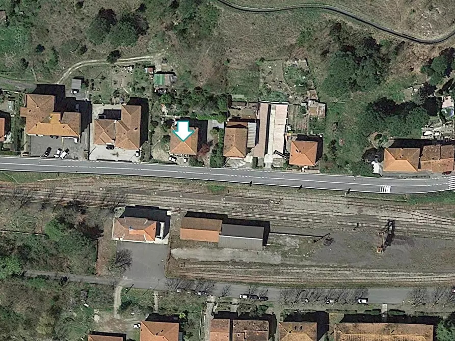 Immagine 3 di Appartamento in vendita  a Volterra