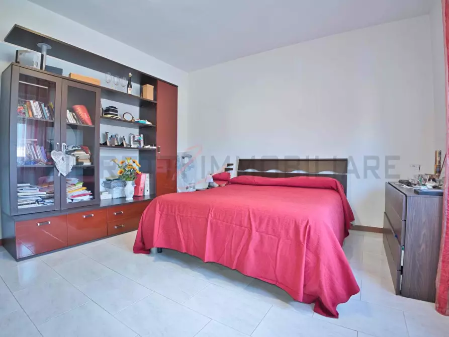 Immagine 13 di Appartamento in vendita  a Campiglia Marittima