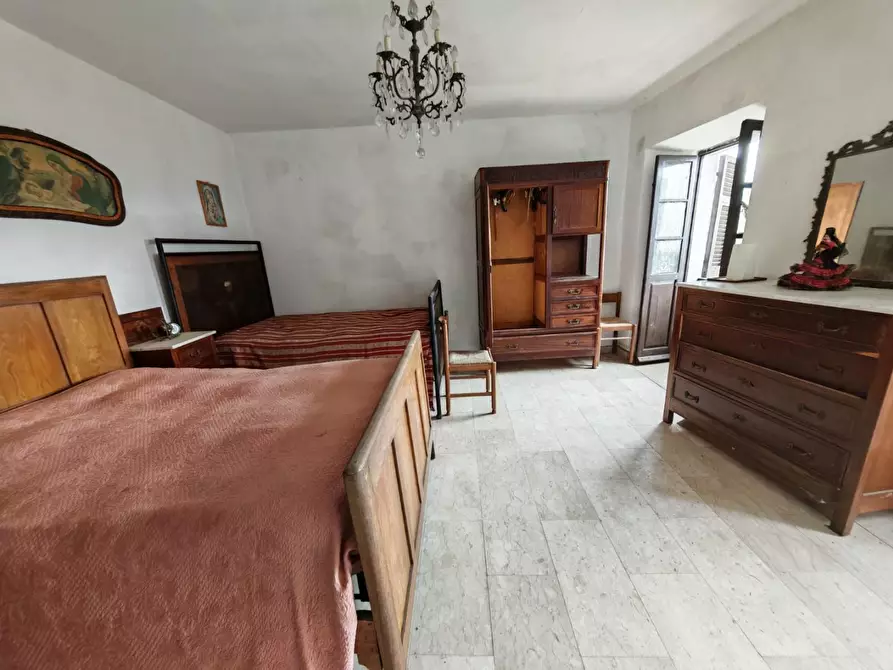 Immagine 27 di Appartamento in vendita  a Fosdinovo