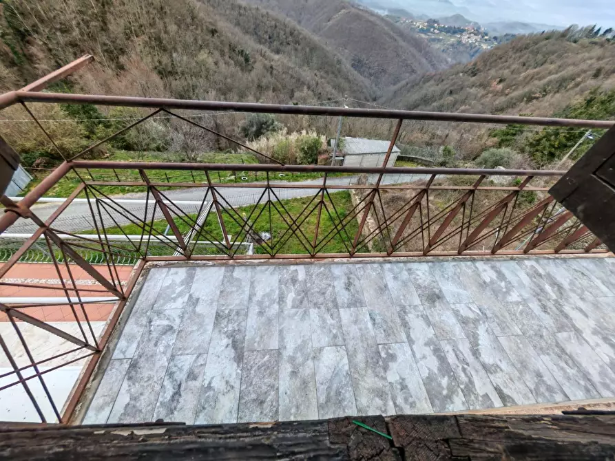 Immagine 6 di Appartamento in vendita  a Fosdinovo