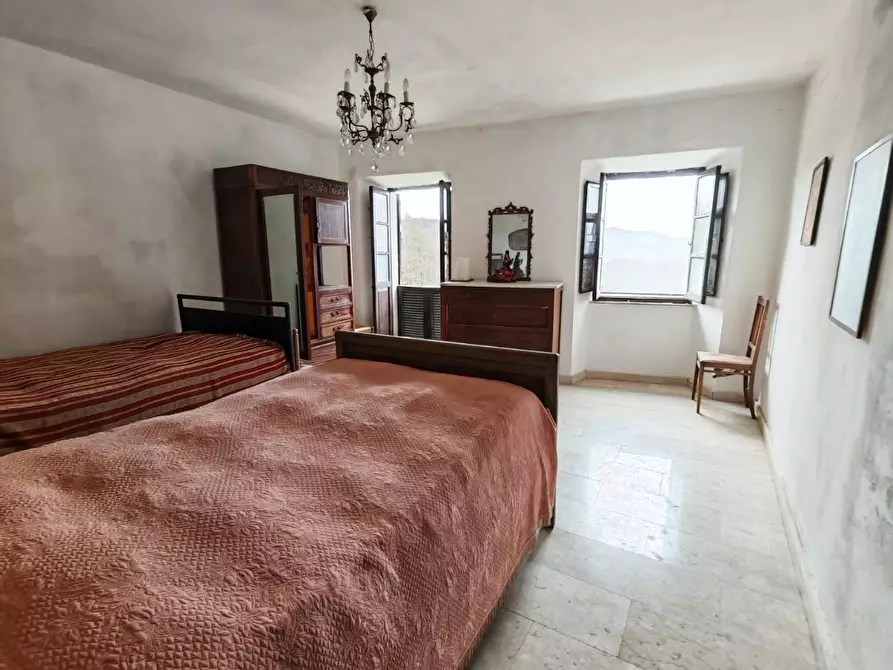 Immagine 22 di Appartamento in vendita  a Fosdinovo