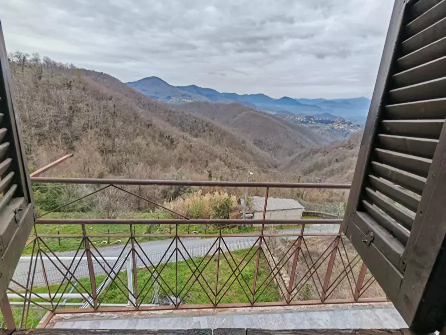 Immagine 5 di Appartamento in vendita  a Fosdinovo