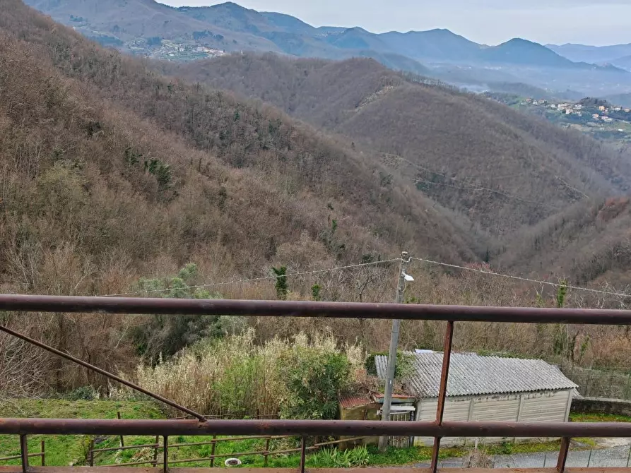 Immagine 4 di Appartamento in vendita  a Fosdinovo