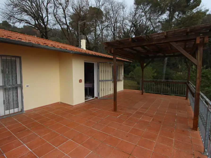 Immagine 9 di Casa indipendente in vendita  a Lerici