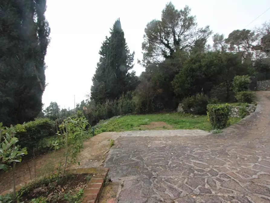 Immagine 7 di Casa indipendente in vendita  a Lerici