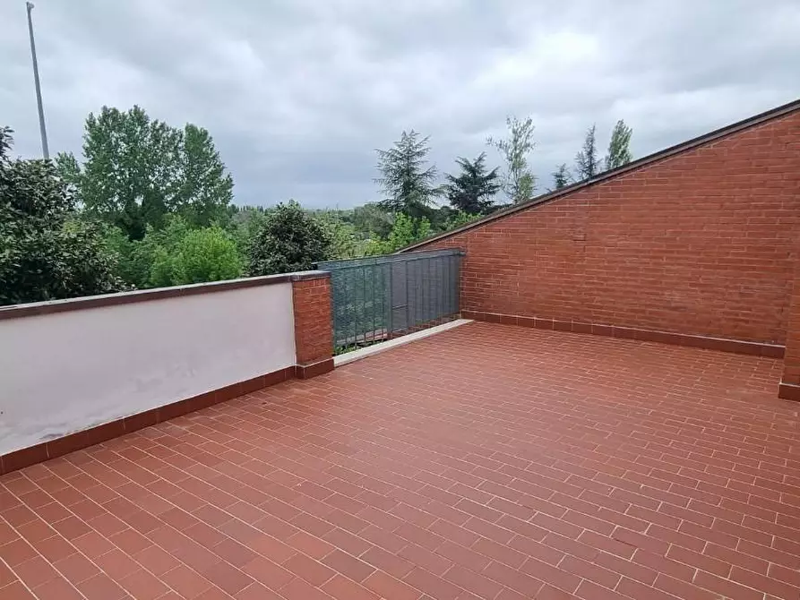 Immagine 2 di Appartamento in vendita  a Pisa