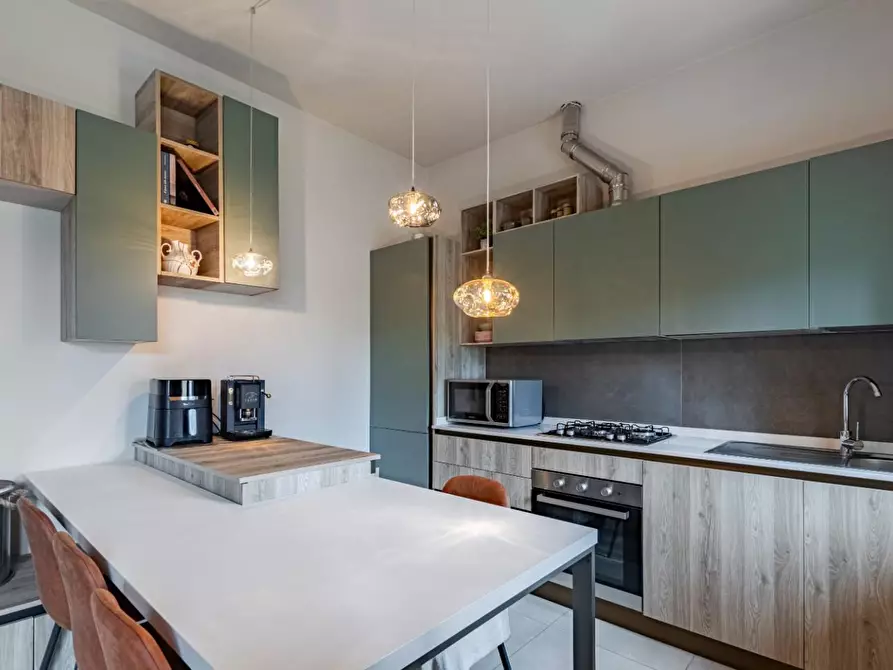 Immagine 9 di Villa in vendita  a Pisa