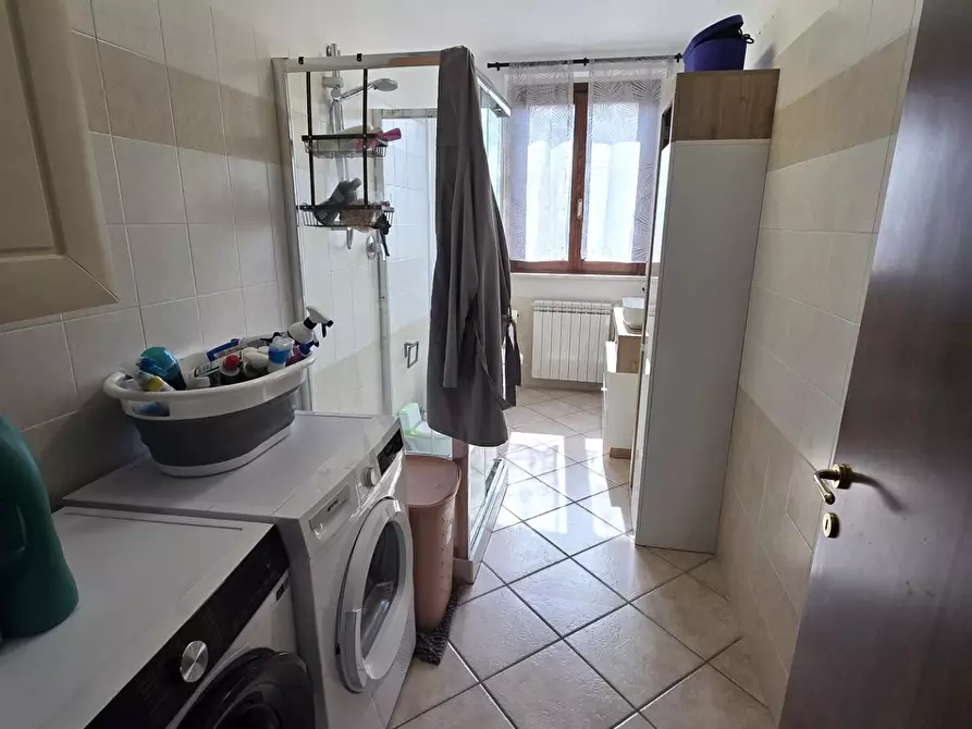 Immagine 19 di Appartamento in vendita  a Colle Di Val D'elsa