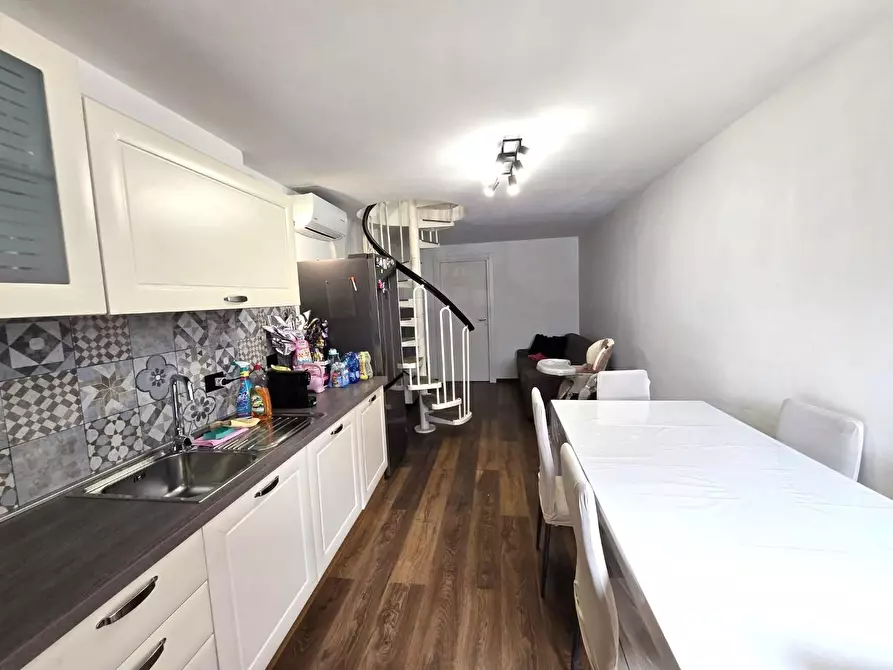 Immagine 8 di Appartamento in vendita  a Colle Di Val D'elsa