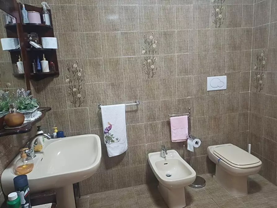 Immagine 18 di Casa bifamiliare in vendita  a Cascina