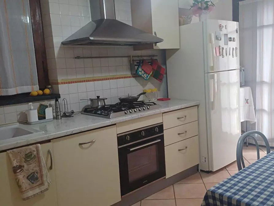 Immagine 30 di Casa bifamiliare in vendita  a Cascina