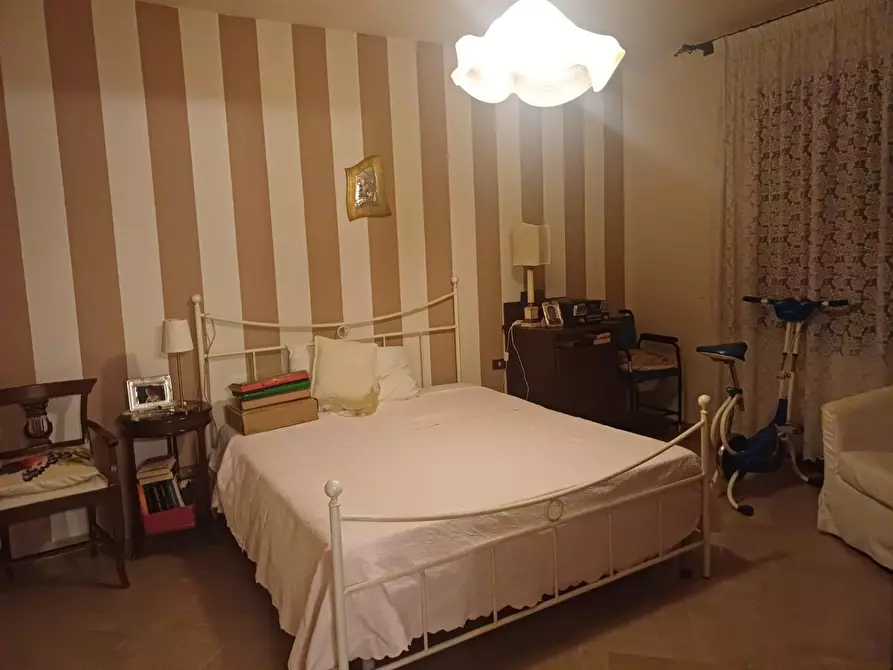 Immagine 26 di Casa bifamiliare in vendita  a Cascina