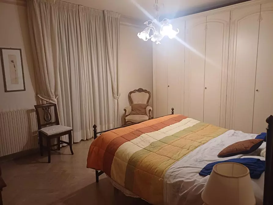 Immagine 27 di Casa bifamiliare in vendita  a Cascina