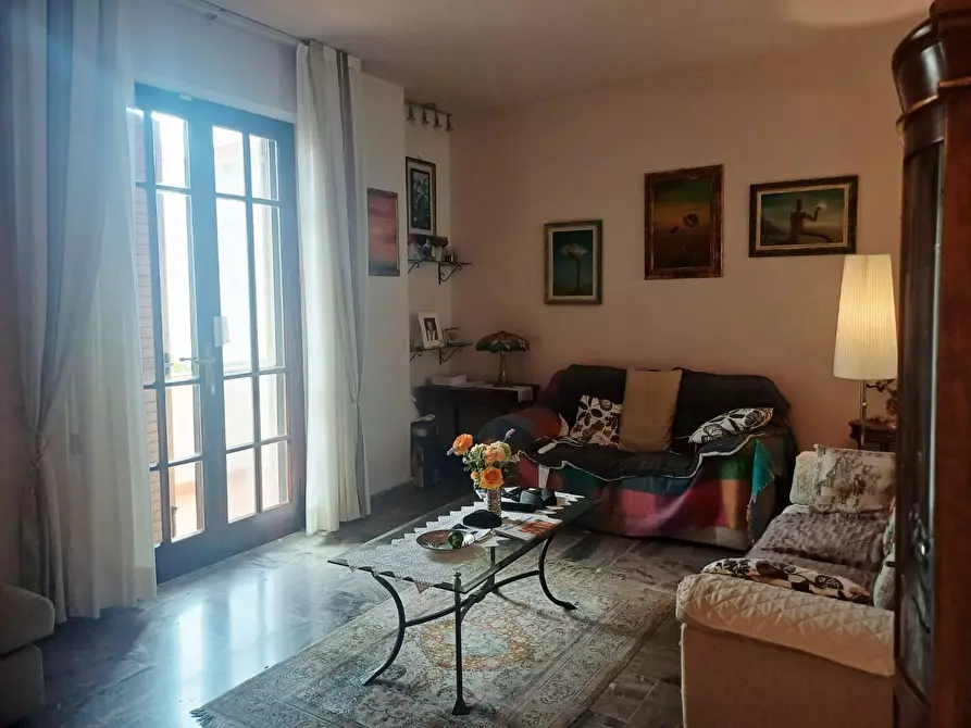 Immagine 8 di Casa bifamiliare in vendita  a Cascina