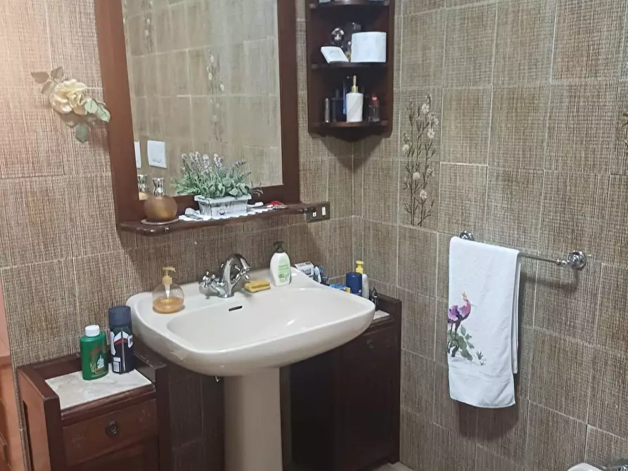 Immagine 20 di Casa bifamiliare in vendita  a Cascina