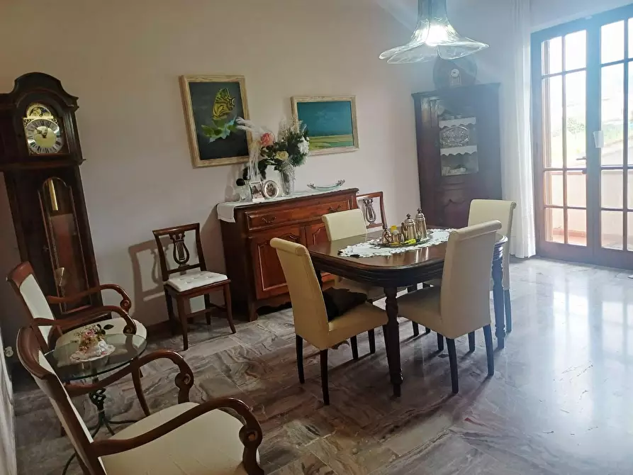 Immagine 15 di Casa bifamiliare in vendita  a Cascina