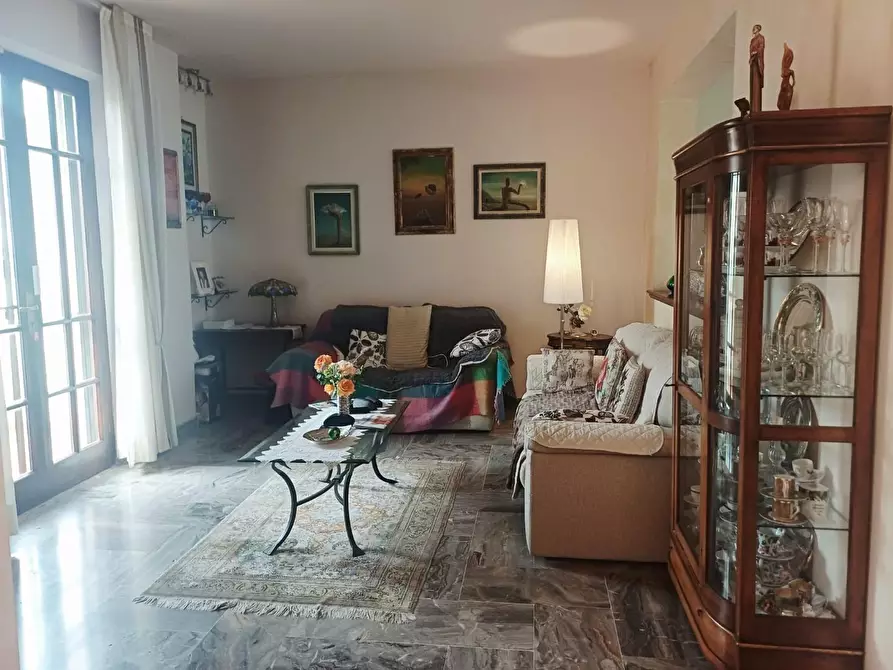 Immagine 9 di Casa bifamiliare in vendita  a Cascina