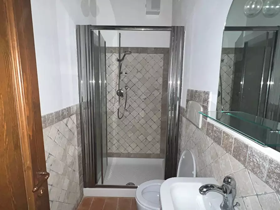 Immagine 12 di Appartamento in vendita  a Colle Di Val D'elsa