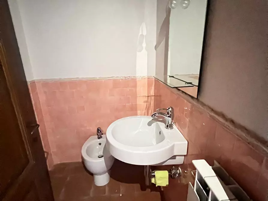 Immagine 6 di Appartamento in vendita  a Colle Di Val D'elsa