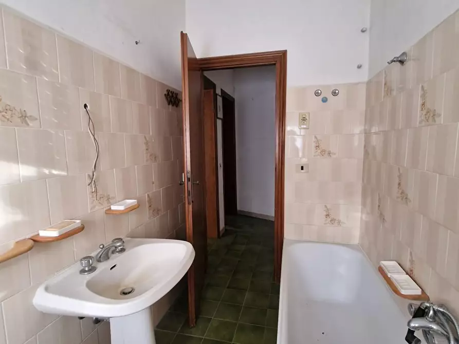 Immagine 12 di Appartamento in vendita  a Terricciola