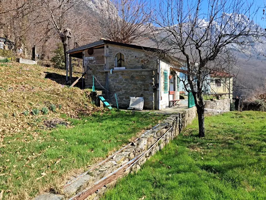 Immagine 37 di Terratetto in vendita  a Fivizzano