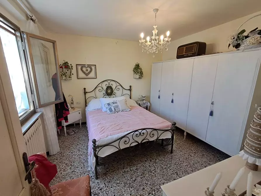 Immagine 31 di Terratetto in vendita  a Fivizzano