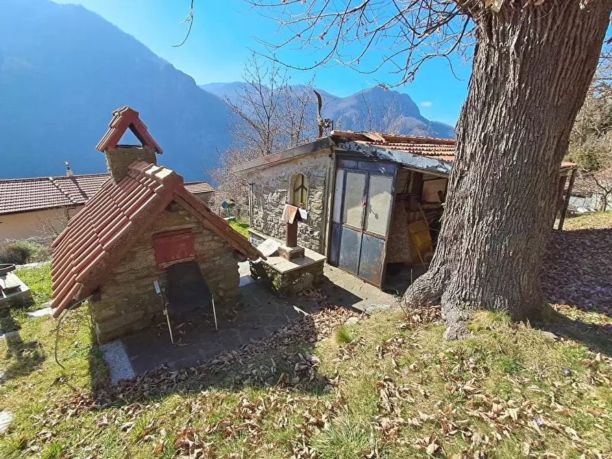 Immagine 35 di Terratetto in vendita  a Fivizzano