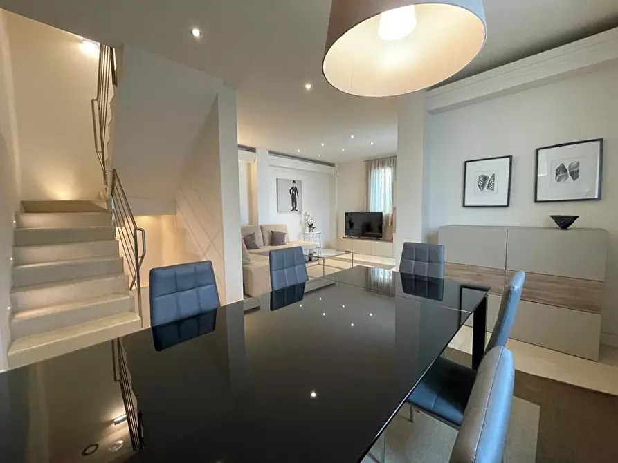 Immagine 5 di Villa in affitto  a Forte Dei Marmi