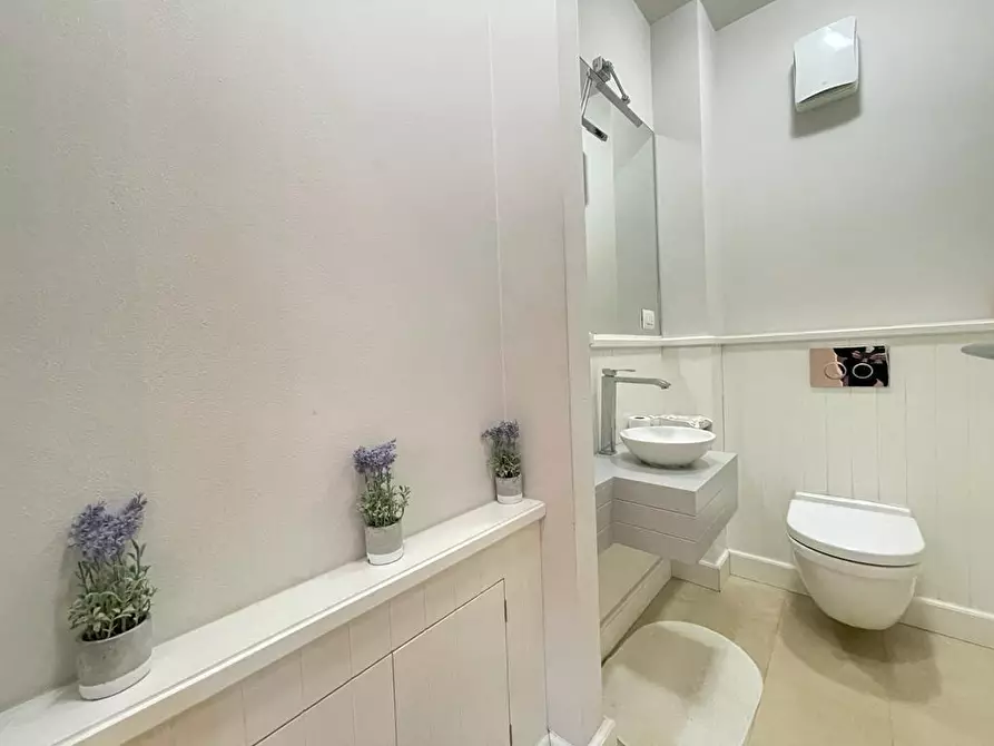 Immagine 8 di Villa in affitto  a Forte Dei Marmi