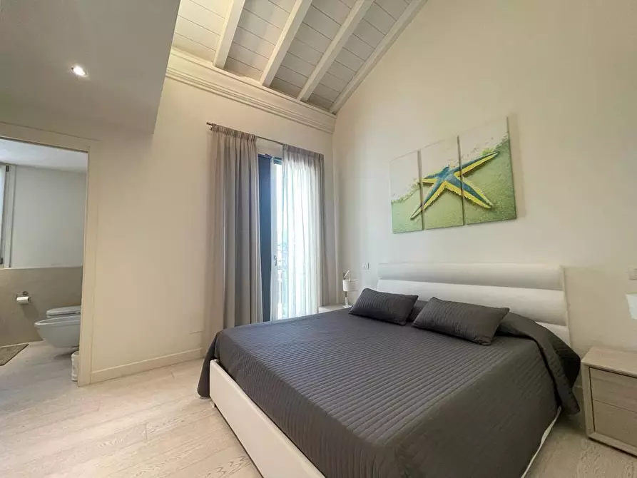 Immagine 16 di Villa in affitto  a Forte Dei Marmi