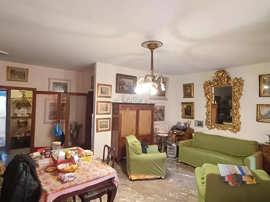 Immagine 3 di Appartamento in vendita  a Livorno