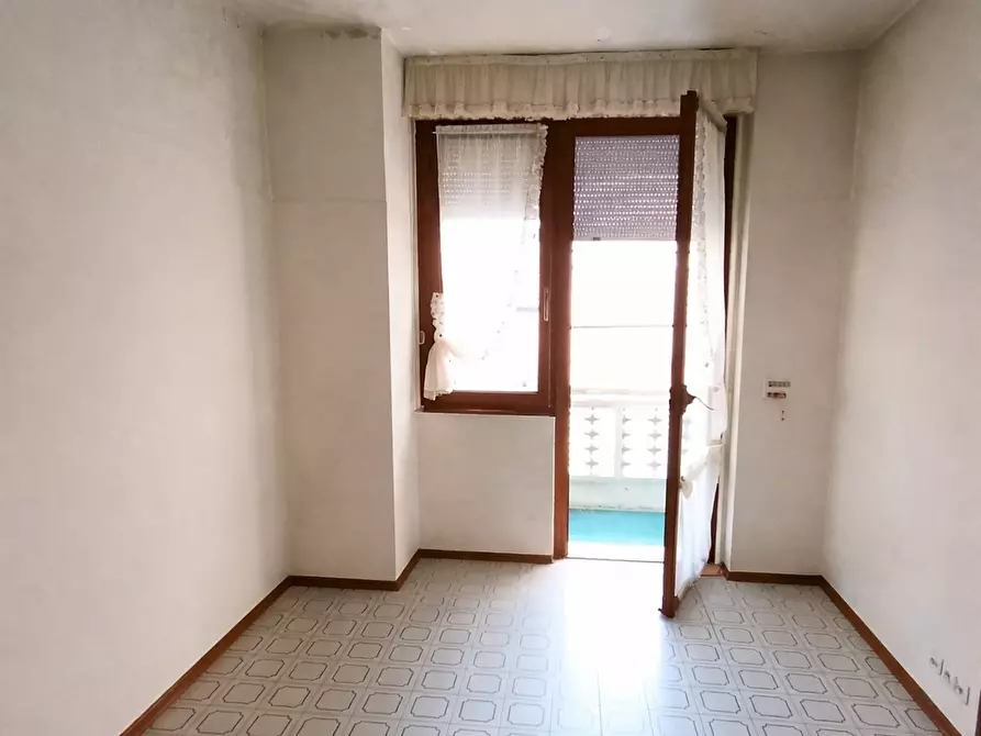 Immagine 11 di Appartamento in vendita  a Livorno