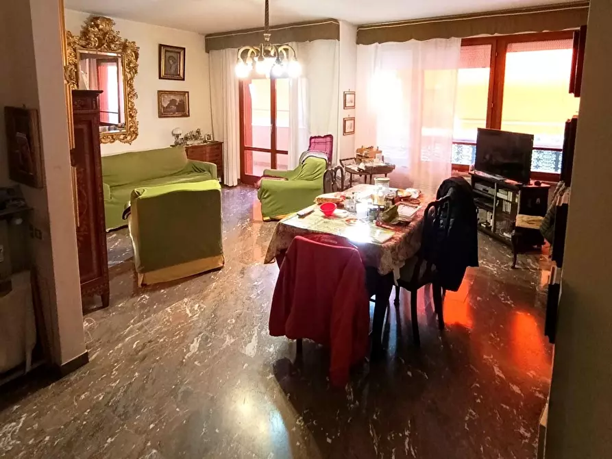 Immagine 8 di Appartamento in vendita  a Livorno