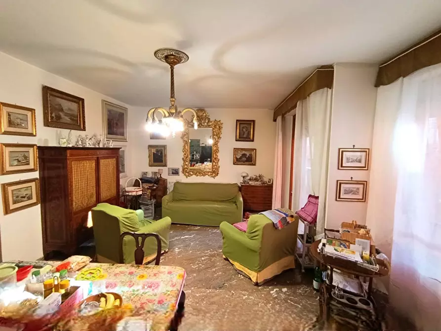 Immagine 1 di Appartamento in vendita  a Livorno