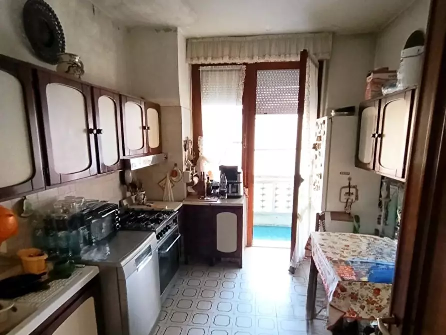 Immagine 5 di Appartamento in vendita  a Livorno
