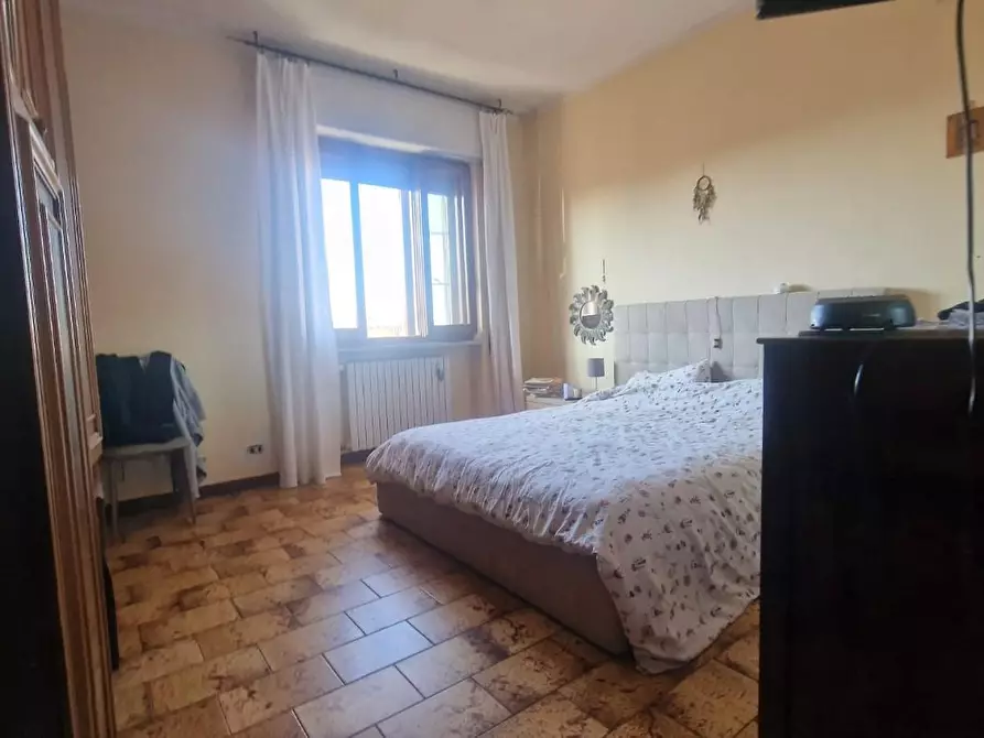 Immagine 9 di Casa trifamiliare in vendita  a Massa