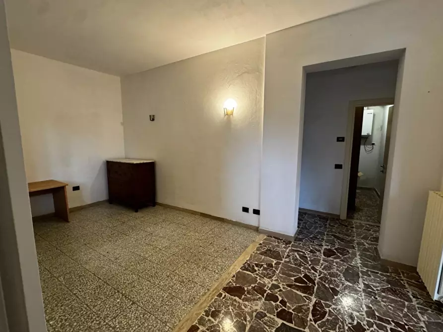 Immagine 13 di Casa bifamiliare in vendita  a Lucca