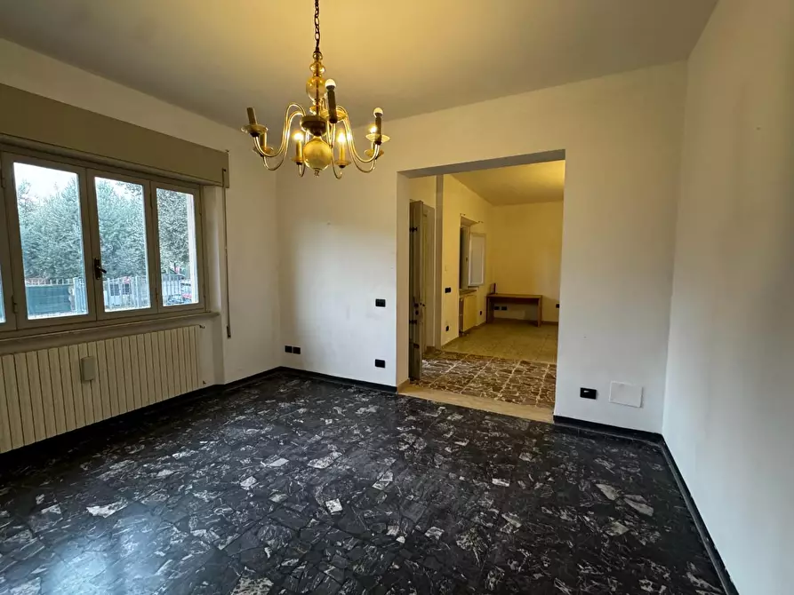 Immagine 12 di Casa bifamiliare in vendita  a Lucca