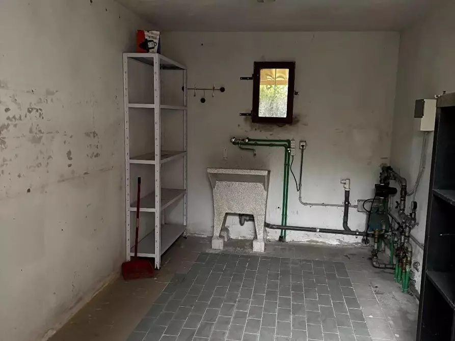 Immagine 26 di Casa bifamiliare in vendita  a Lucca