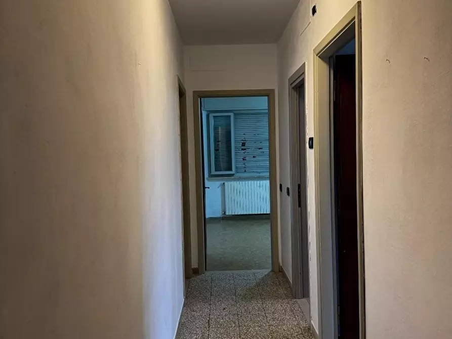 Immagine 17 di Casa bifamiliare in vendita  a Lucca