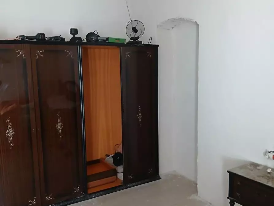 Immagine 15 di Casa trifamiliare in vendita  a Massa