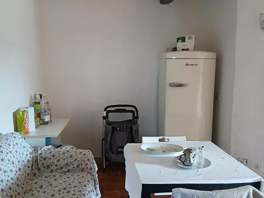 Immagine 6 di Casa trifamiliare in vendita  a Massa