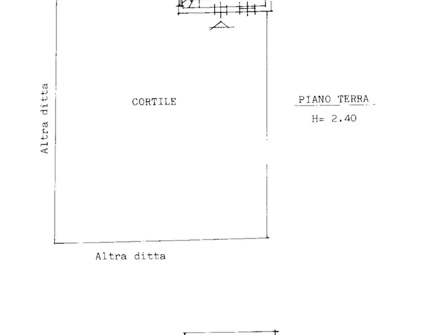 Immagine 16 di Casa trifamiliare in vendita  a Massa